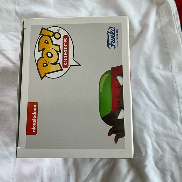 Raphael: Eastman and laird’s teenage mutant ninja turtle Funko Pop - Picture 6 of 9